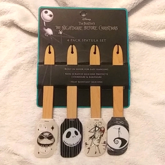 🌞Nightmare Before Christmas 4pk Spatula Set - Picture 1 of 5
